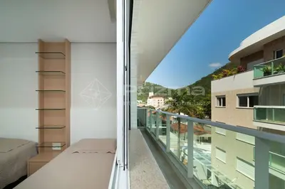 Uma varanda ou terraço em Varandas 405 A · Apartamento em Condomínio de luxo frente ao mar .