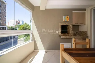 A cozinha ou kitchenette de Garden Ville · Confortável apartamento na Praia de Bombas com ótima localização