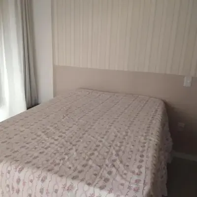 Suíte 1 com cama de casal