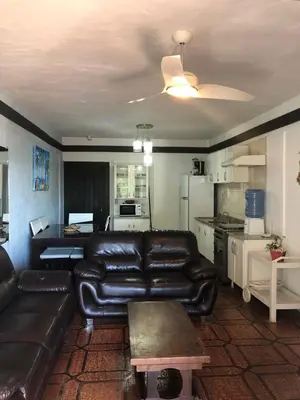 A cozinha ou kitchenette de Apartamento Frente Mar com 02 suítes