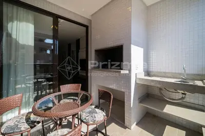 Uma área de estar em SD 203 · Excelente Apartamento em condomínio com Rooftop e Piscina.