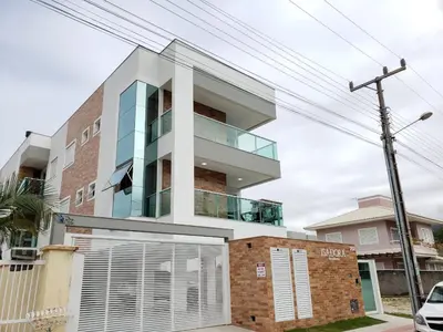 O edifício onde o apartamento está situado