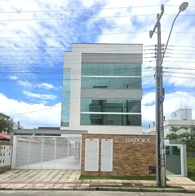 O edifício onde o apartamento está situado
