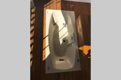 Uma casa de banho em 7. Apartamento com Banheira Vista Mar Bombinhas