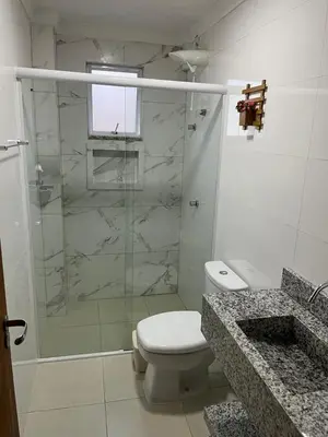 Uma casa de banho em Apartamento Só Alegria