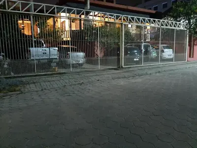 A planta de CABANAS PARA ALUGUEL de TEMPORADA EM BOMBINHAS perto da praia