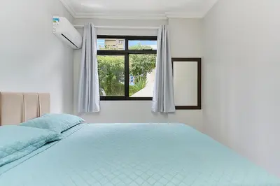 A planta de 964 - Apartamento com vista para o mar, localizado na Avenida da praia do Centro de Bombinhas - 1 Vaga na Garagem
