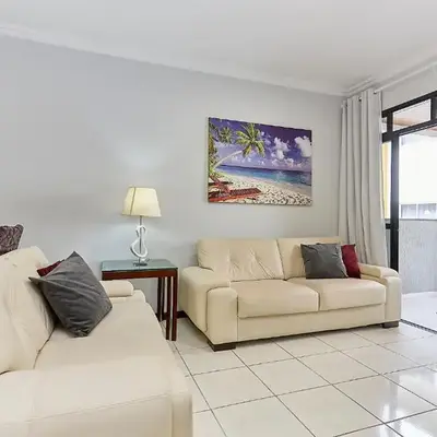 964 - Apartamento com vista para o mar