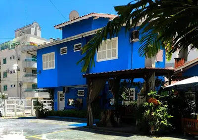 O edifício onde o apartamento está situado