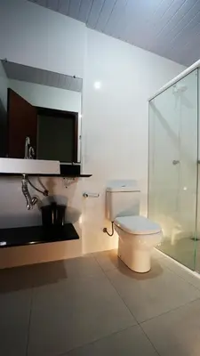Uma casa de banho em Residencial Beija Flor Apartamento 13