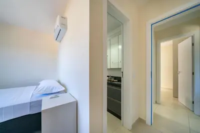 A cozinha ou kitchenette de Manchester 106 A · Lindo e novíssimo Apartamento na praia Bombas.