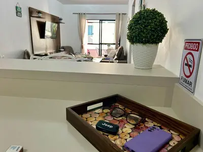 A planta de Bombas/ Bombinhas, a 50m do Mar, Apartamento 2 quartos, com churrasqueira na sacada, Ar e Wi-fi