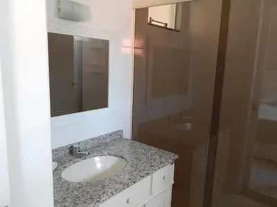 A planta de Casa Ampla no Centro, Piso Térreo ou Superior