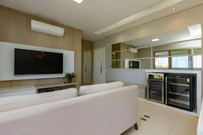A planta de Punta Blu 102-9 – Apartamento de alto padrão em Condomínio Exclusivo, Quadra poliesportiva - Piscina - Portaria 24h.