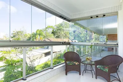 A planta de Punta Blu 102-9 – Apartamento de alto padrão em Condomínio Exclusivo, Quadra poliesportiva - Piscina - Portaria 24h.