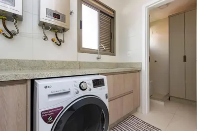 A planta de Punta Blu 102-9 – Apartamento de alto padrão em Condomínio Exclusivo, Quadra poliesportiva - Piscina - Portaria 24h.