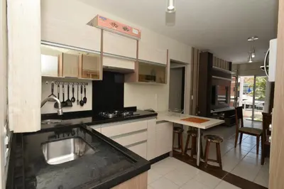 A planta de Apartamento no centro de Bombinhas completo