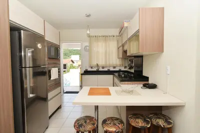 A planta de Apartamento no centro de Bombinhas completo