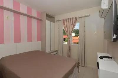 A planta de Apartamento no centro de Bombinhas completo