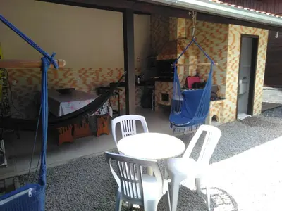 Um pátio ou outra área exterior em Casa familiar na Praia de Morrinhos