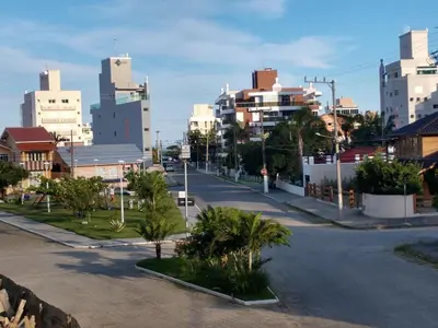 A vizinhança circundante ou próxima do apartamento