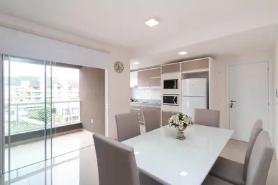 A cozinha ou kitchenette de Aluguel Apartamento 2 quartos Bombas SC