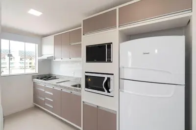 A cozinha ou kitchenette de Aluguel Apartamento 2 quartos Bombas SC
