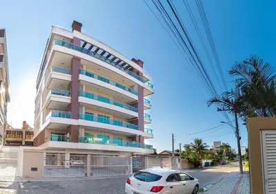 O edifício onde o apartamento está situado