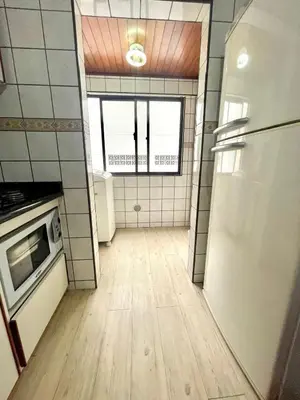 A cozinha ou kitchenette de Apto 3 dorm completo - 100m Praia - Meia Praia