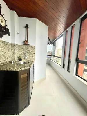 A cozinha ou kitchenette de Apto 3 dorm completo - 100m Praia - Meia Praia