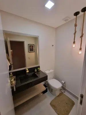 A planta de Apartamento Meia Praia excelente