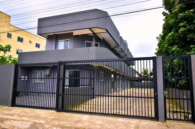 O edifício onde o apartamento está situado