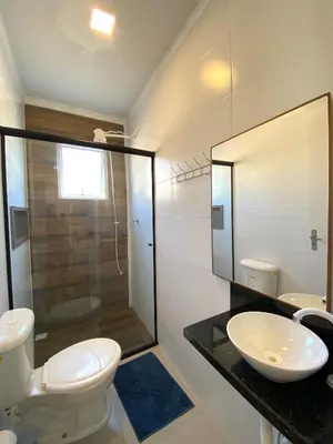 Uma casa de banho em Ondas do Mar Residencial