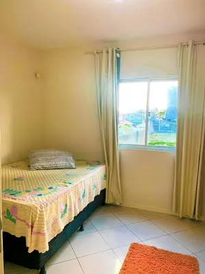A planta de Apto lindo e aconchegante próximo a praia