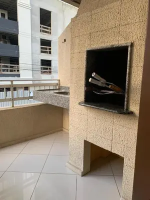 A planta de Apto lindo e aconchegante próximo a praia