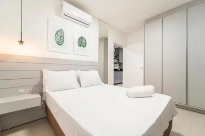 Uma cama ou camas num quarto em HY Apart