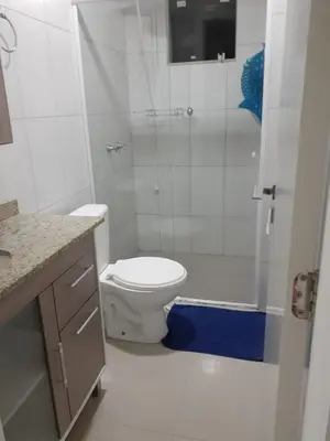 Uma casa de banho em Bombinhas - apto praia de Bombas