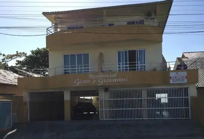 O edifício onde o apartamento está situado