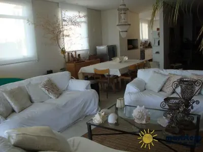 A planta de Apt de luxo, pé na areia, 200m2 melhor loc Palmas