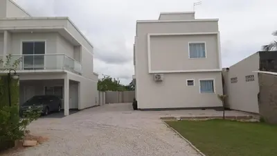 O edifício onde o apartamento está situado