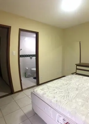 Uma cama ou camas num quarto em Residencial Beija Flor, 3 quartos - Mariscal