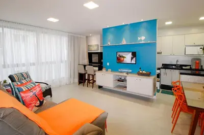 A cozinha ou kitchenette de 1087 Apto na praia de Bombinhas