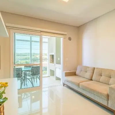 Apartamento vista para o mar com 02 dormitórios