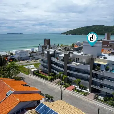 Apartamento com 02 dormitórios