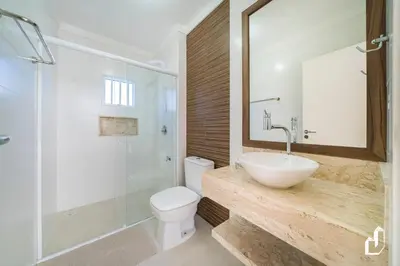 Uma casa de banho em Casa com 05 dormitórios