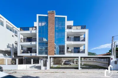 O edifício onde o apartamento está situado