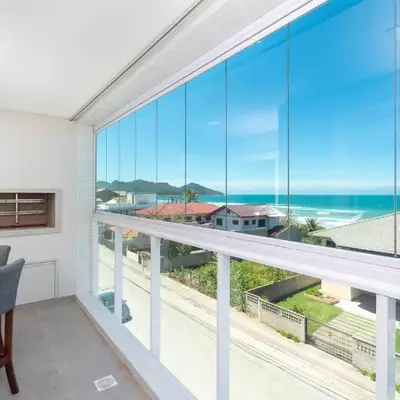 Lindo apartamento vista mar com 02 suítes