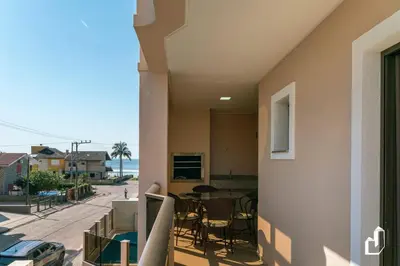 Uma varanda ou terraço em Apartamento com 02 dormitórios