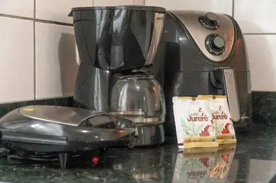 Comodidades para chá e café em Casa com 04 dormitórios