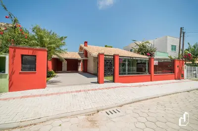 O edifício onde a casa de férias está situado